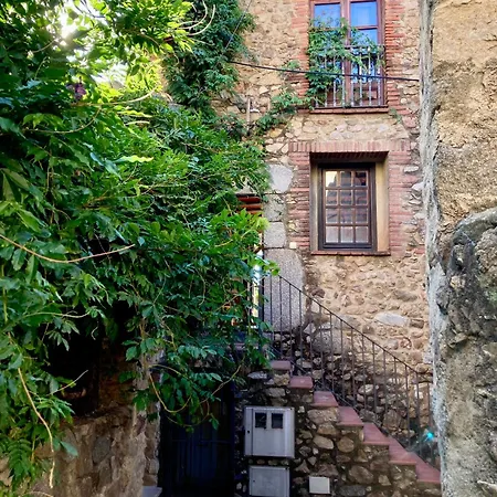 Stone House In Wine Territory